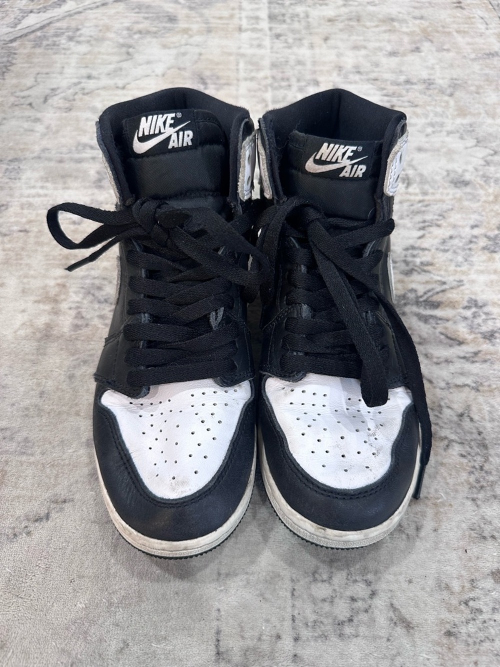 Nike Air Jordan 1 Retro High OG GS 'Black White 2.0' - Picture 2 of 9